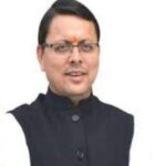 मुख्यमंत्री ने प्रतिमा का अनावरण किया