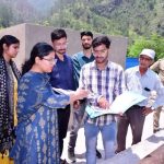 डीएम ने किया पम्पिंग और सिंचाई योजनाओं का निरीक्षण