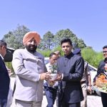 राज्यपाल ने पौधारोपण कर दिया पर्यावरण का सन्देश