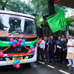 मुख्यमंत्री ने स्वच्छ ईंधन आधारित वाहनों का फ्लैग ऑफ किया