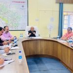 अधिकारियों को समयबद्ध कार्रवाई के निर्देश